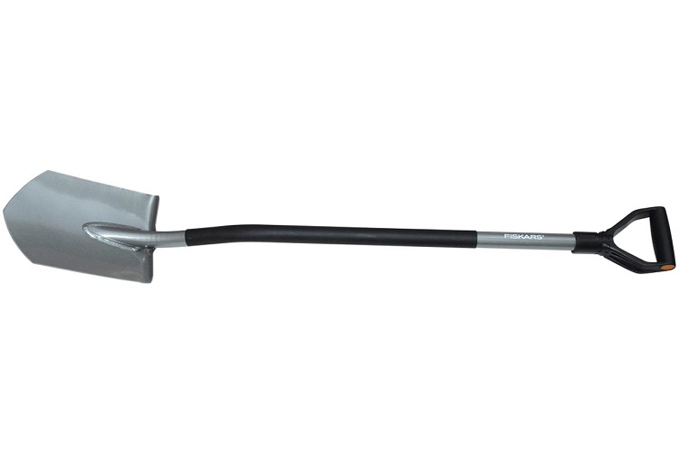 Лопата FISKARS садовая штыковая эргономик